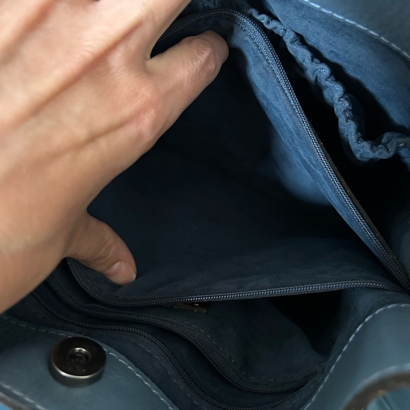 Patricia Nash blue Lavelle bucket bag - Picture 6 of 10